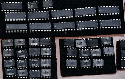 various-Huge lot original rare synth chips